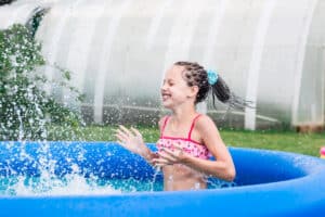 www.appr.com : How do I protect my trampoline from sun damage?